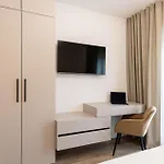 公寓 2 Bedroom Stunning Apartment In Podstrana 珀德垂那